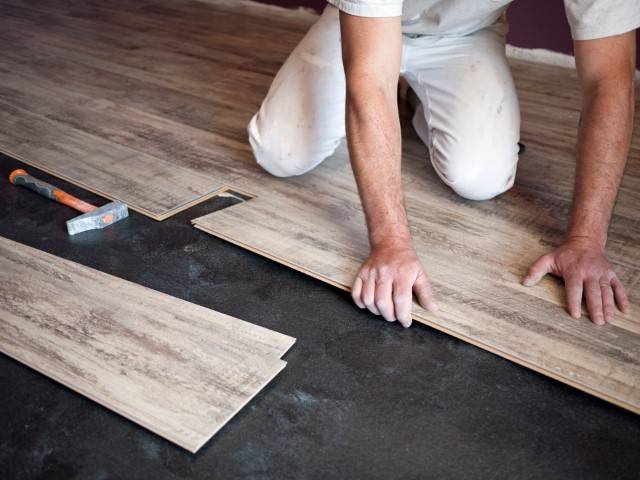Pose parquet à La Roche-Jaudy